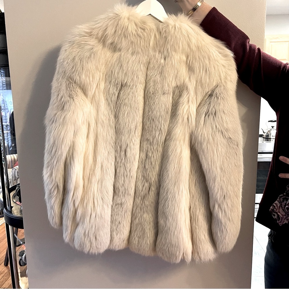Custom Genuine Vintage Arctic Fox Fur Coat - Excellent Condition, Well Cared For